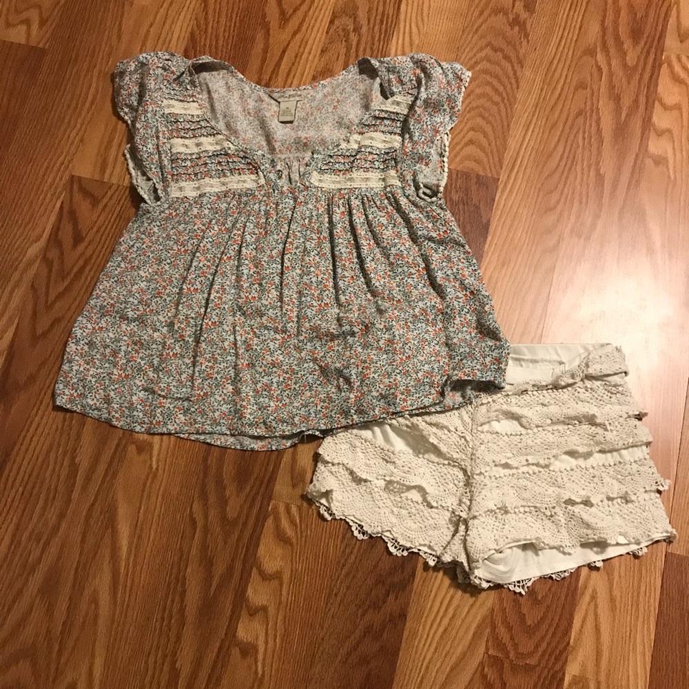 Lace Mossimo shorts